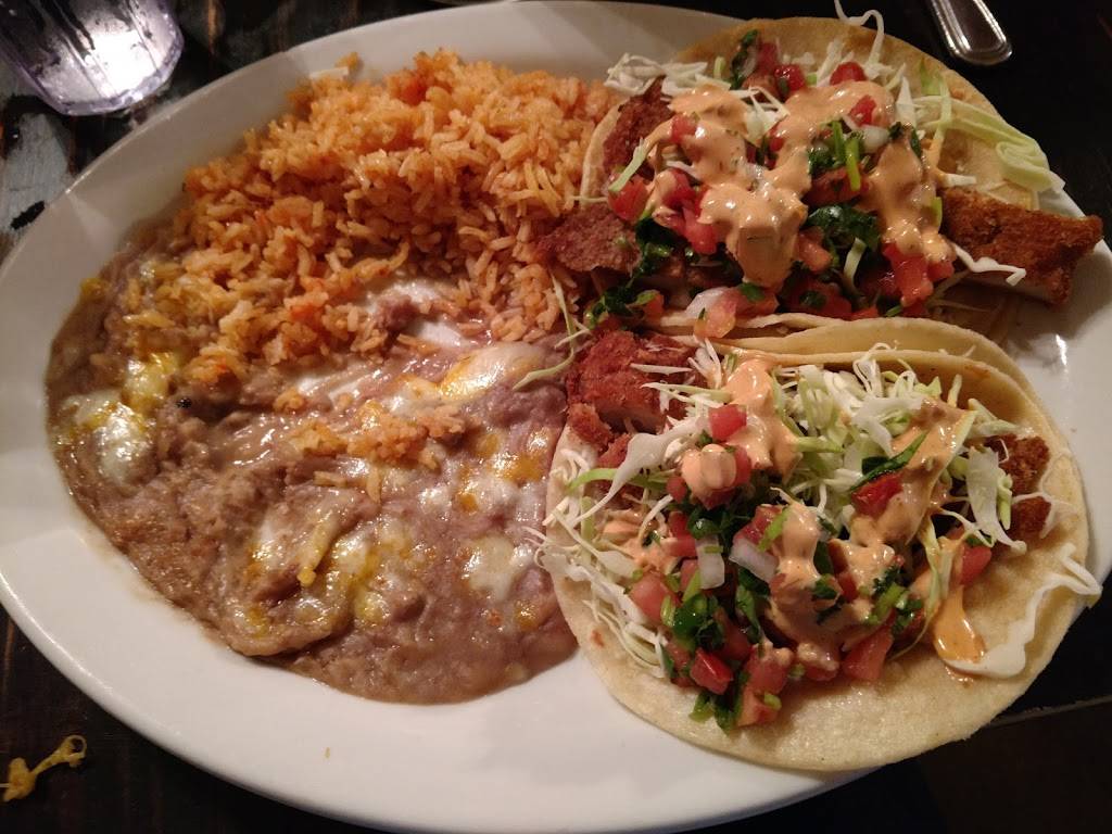 Reynas Restaurant | restaurant | 333 E St, Lemoore, CA 93245, USA | 5599259125 OR +1 559-925-9125