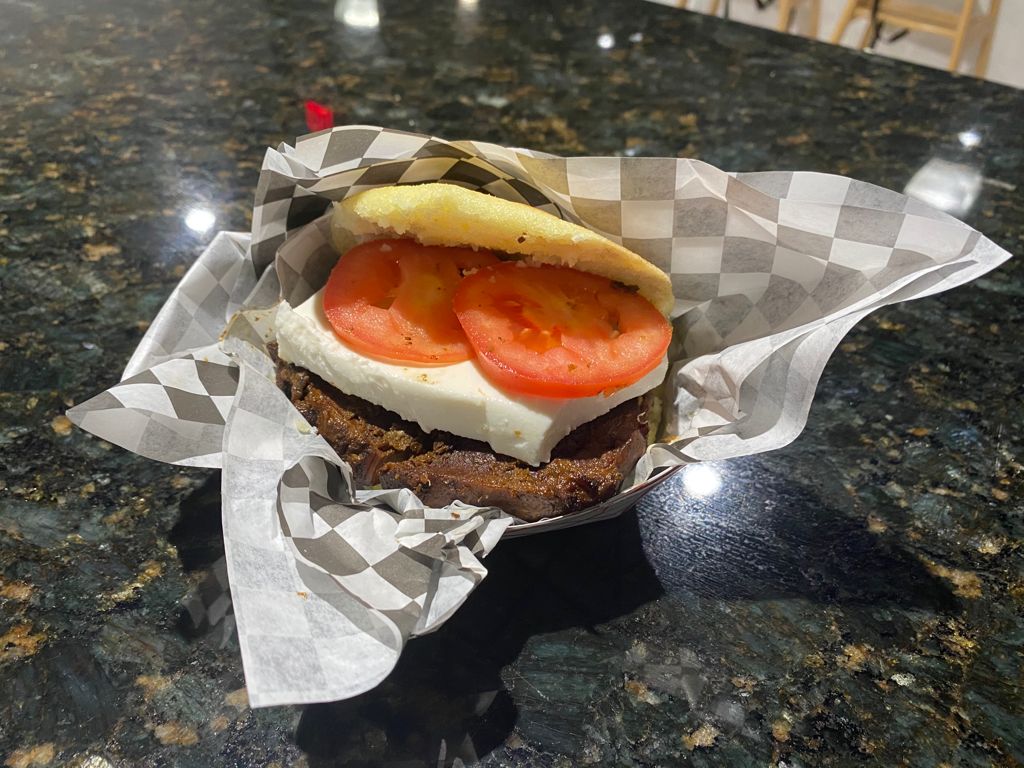 El Rincón De La arepera | restaurant | 183 W Hillsboro Blvd, Deerfield Beach, FL 33441, USA | 9545737378 OR +1 954-573-7378