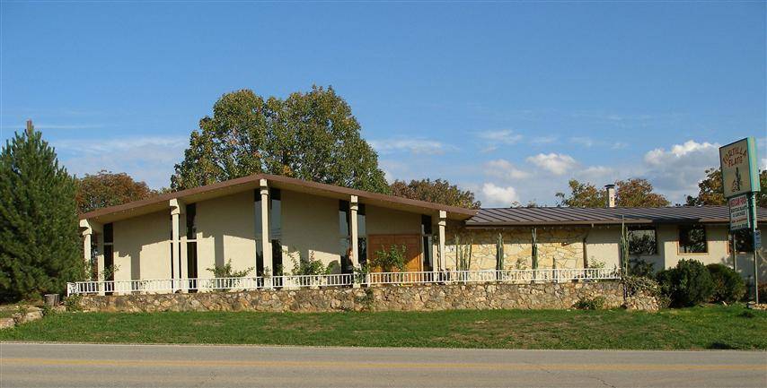 Tortilla Flats | restaurant | 7385, 12164 N, MO-5, Sunrise Beach, MO 65079, USA | 5733741307 OR +1 573-374-1307