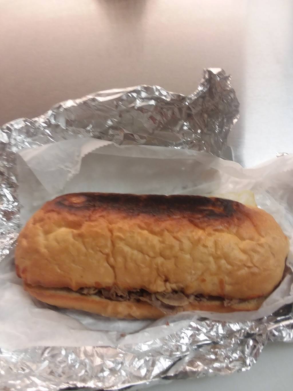 Anna Marias Restaurant | restaurant | 11607 Main St, Roscoe, IL 61073, USA | 8156239750 OR +1 815-623-9750