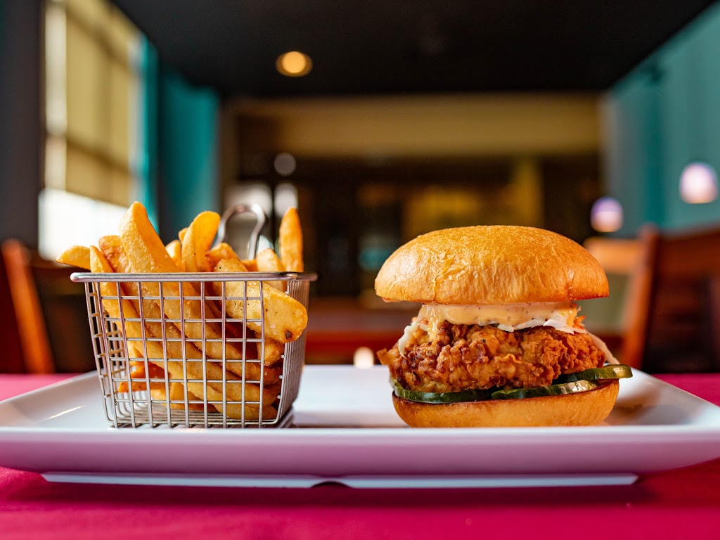 Flight 1500 Bar & Grill | restaurant | 1500 N Military Hwy, Norfolk, VA 23502, USA | 7572822004 OR +1 757-282-2004