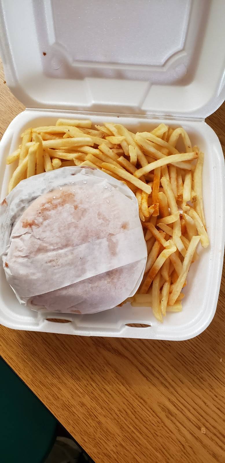 Fat Mos Inc | restaurant | 1301 Memorial Blvd, Murfreesboro, TN 37129, USA | 6158677701 OR +1 615-867-7701