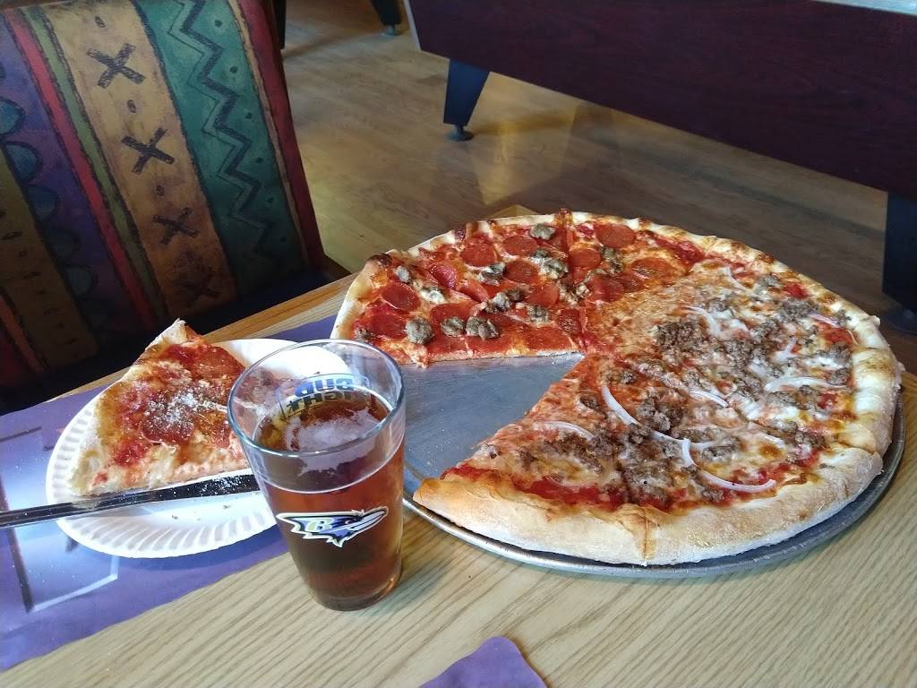 Hilltop Inn | restaurant | 825 Hilltop Rd, Elkton, MD 21921, USA | 4103981512 OR +1 410-398-1512