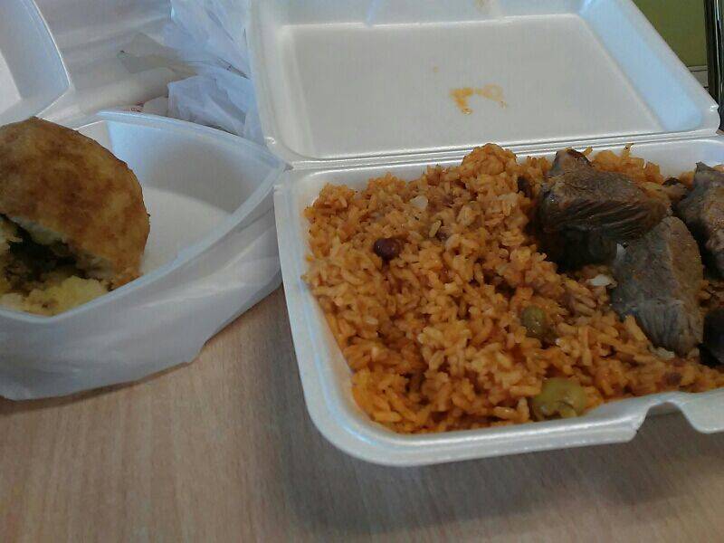 Las Palmas Restaurant | restaurant | 375 Wethersfield Ave, Hartford, CT 06114, USA | 8602962076 OR +1 860-296-2076