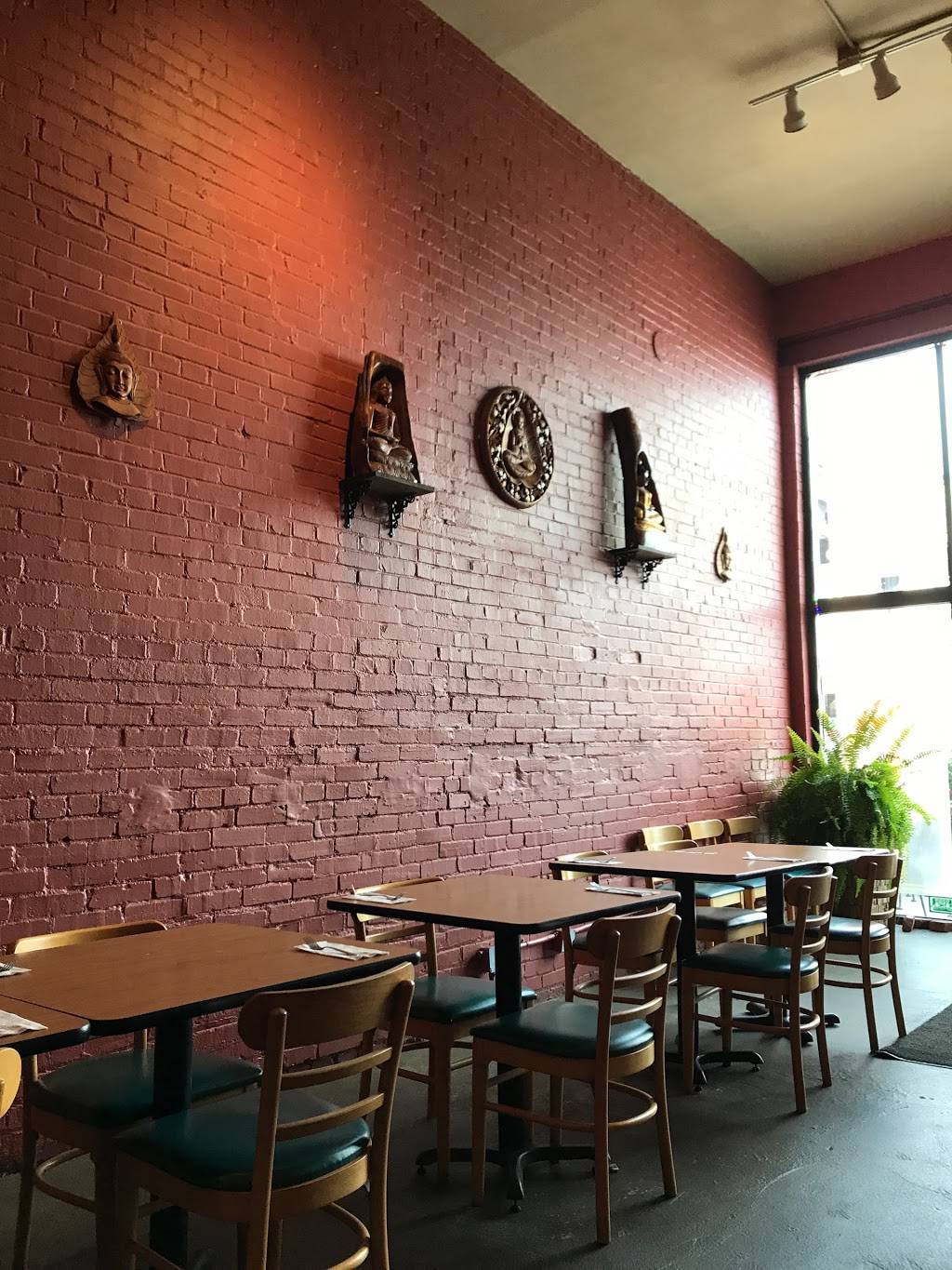 Little Bangkok in the Strip | restaurant | 1906 Penn Ave, Pittsburgh, PA 15222, USA | 4125864107 OR +1 412-586-4107