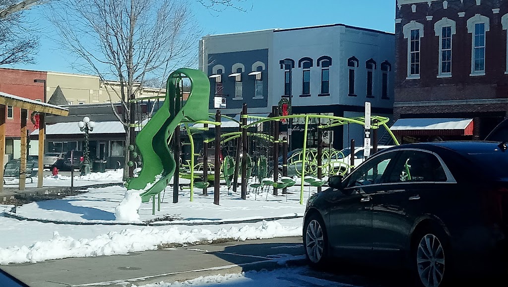 Chens Kitchen | restaurant | 301 E Reed St, Red Oak, IA 51566, USA | 7126234536 OR +1 712-623-4536