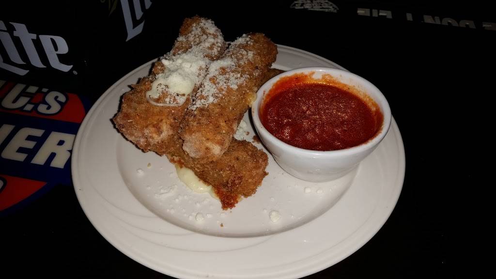 J C Catchers Tap | restaurant | 1723 N Center St, Crest Hill, IL 60403, USA | 8157273435 OR +1 815-727-3435