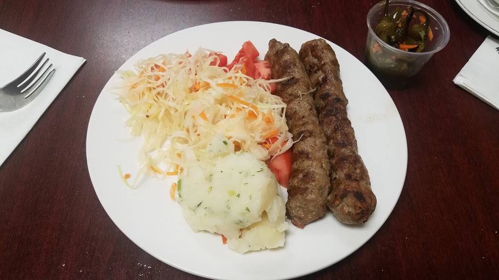 At Nicks Grill | restaurant | 782 W Oakton St #D, Des Plaines, IL 60018, USA | 2246350931 OR +1 224-635-0931