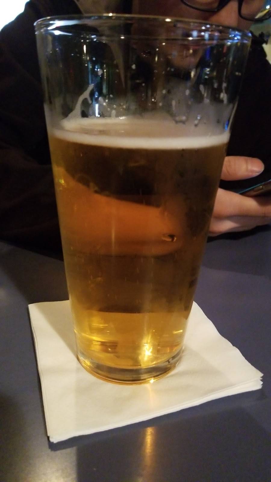 JP Shakers | restaurant | 15015 13 Mile Rd, Warren, MI 48088, USA | 5862931243 OR +1 586-293-1243