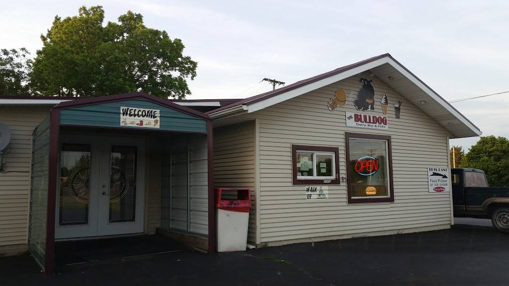 The Bulldog Cafe | restaurant | 404 W Vine St, Edgerton, OH 43517, USA | 4192983630 OR +1 419-298-3630