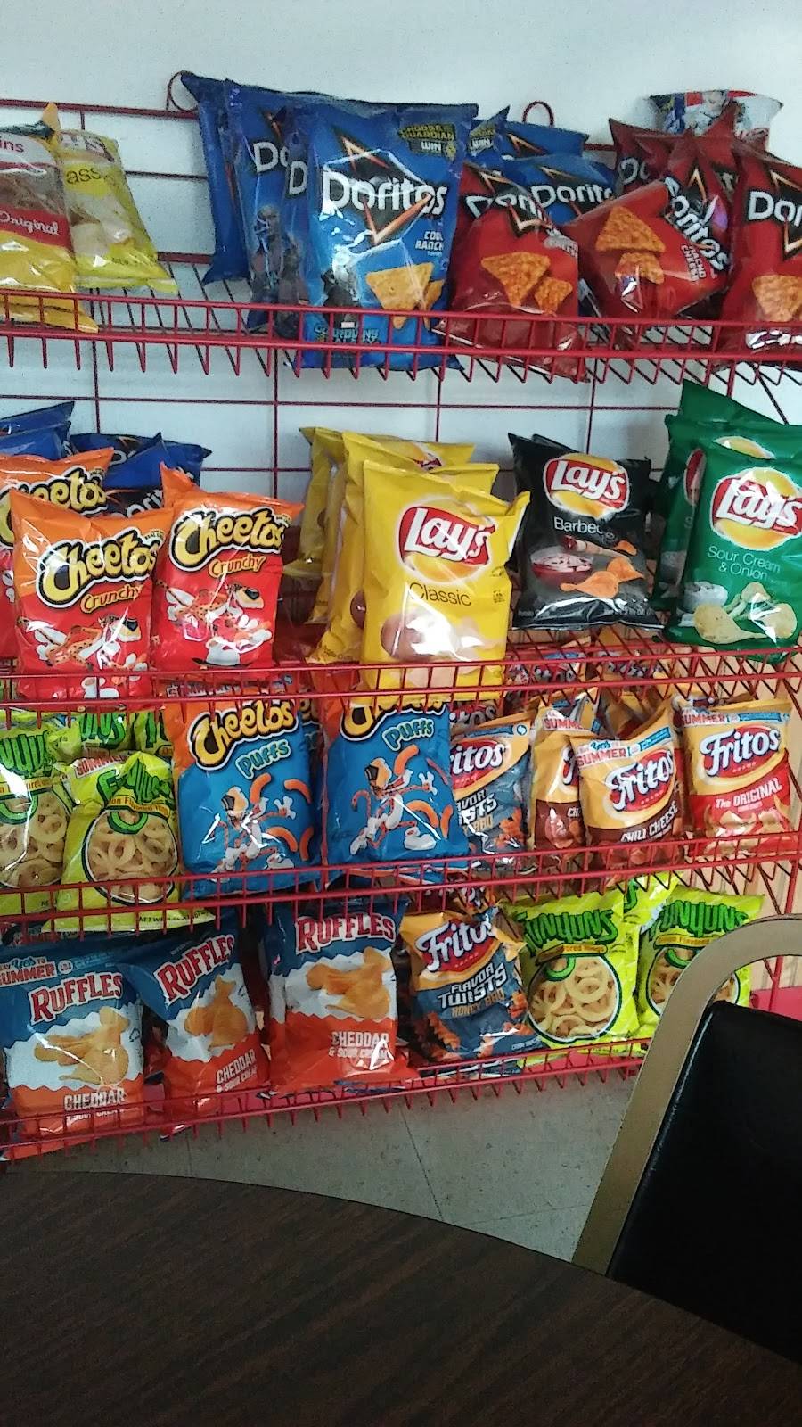 Reggies Bar & Grill | restaurant | 9226 S Lincoln Ave, Roseland, NE 68973, USA | 4027566900 OR +1 402-756-6900