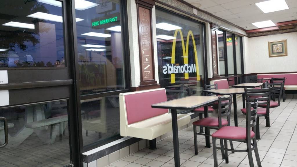 McDonalds | cafe | 8530 W Irlo Bronson Memorial Hwy, Kissimmee, FL 34747, USA | 4073968082 OR +1 407-396-8082