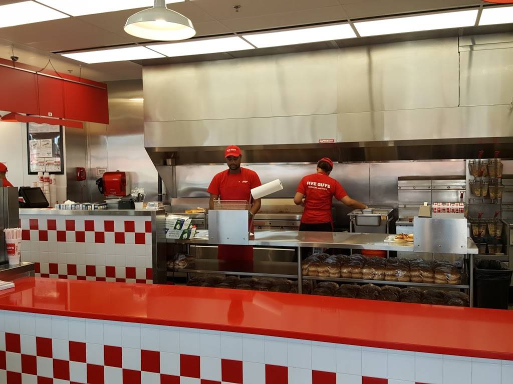 Five Guys | meal takeaway | 9101 Alaking Ct, Walker Mill, MD 20743, USA | 2405326543 OR +1 240-532-6543