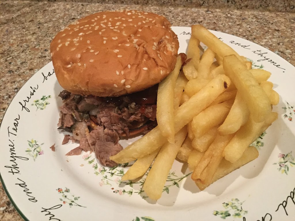 &Gravy Foodtruck | restaurant | 12157 Potranco Rd, San Antonio, TX 78253, USA | 2103945065 OR +1 210-394-5065