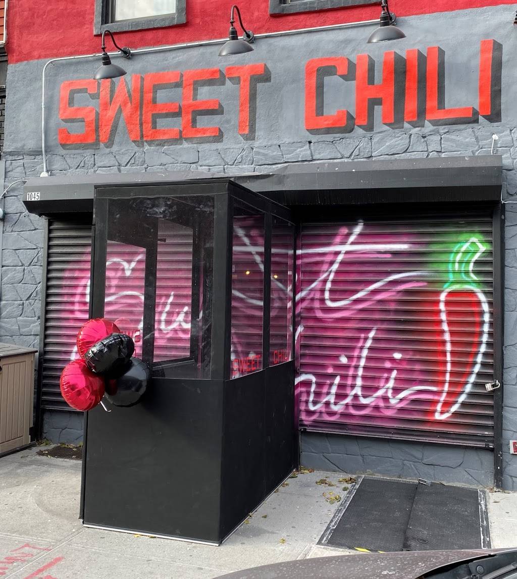 Sweet Chili: Cuisine - Thai, Vietnamese, Asian, Southeast Asian | restaurant | 1045 Flushing Ave, Brooklyn, NY 11237, USA | 3476697385 OR +1 347-669-7385