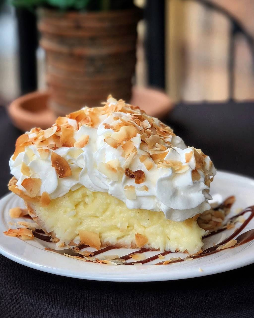 Michael Vs | restaurant | 8222 E 103rd St, Tulsa, OK 74133, USA | 9183690310 OR +1 918-369-0310