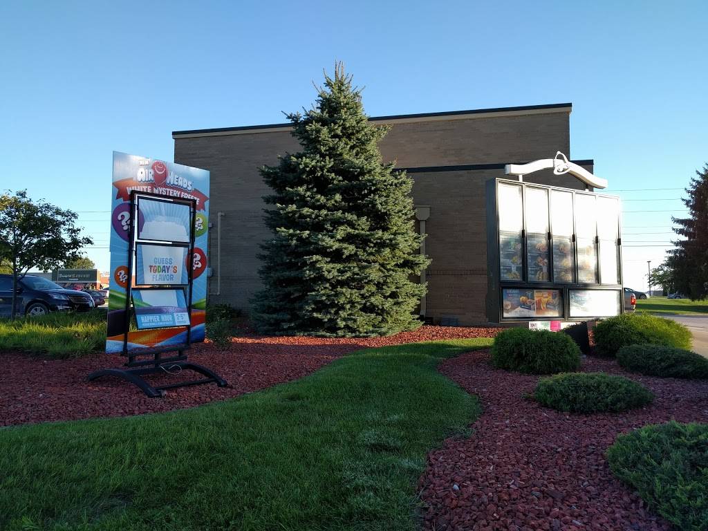 Taco Bell | meal takeaway | 5260 E Southport Rd, Indianapolis, IN 46237, USA | 3177914156 OR +1 317-791-4156