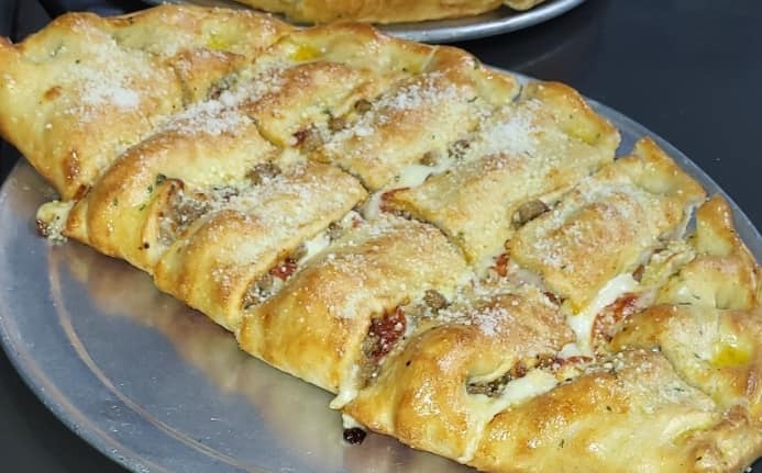 Oakcrest Pizza | restaurant | 2203 Fayetteville Rd, Van Buren, AR 72956, USA | 4794715805 OR +1 479-471-5805