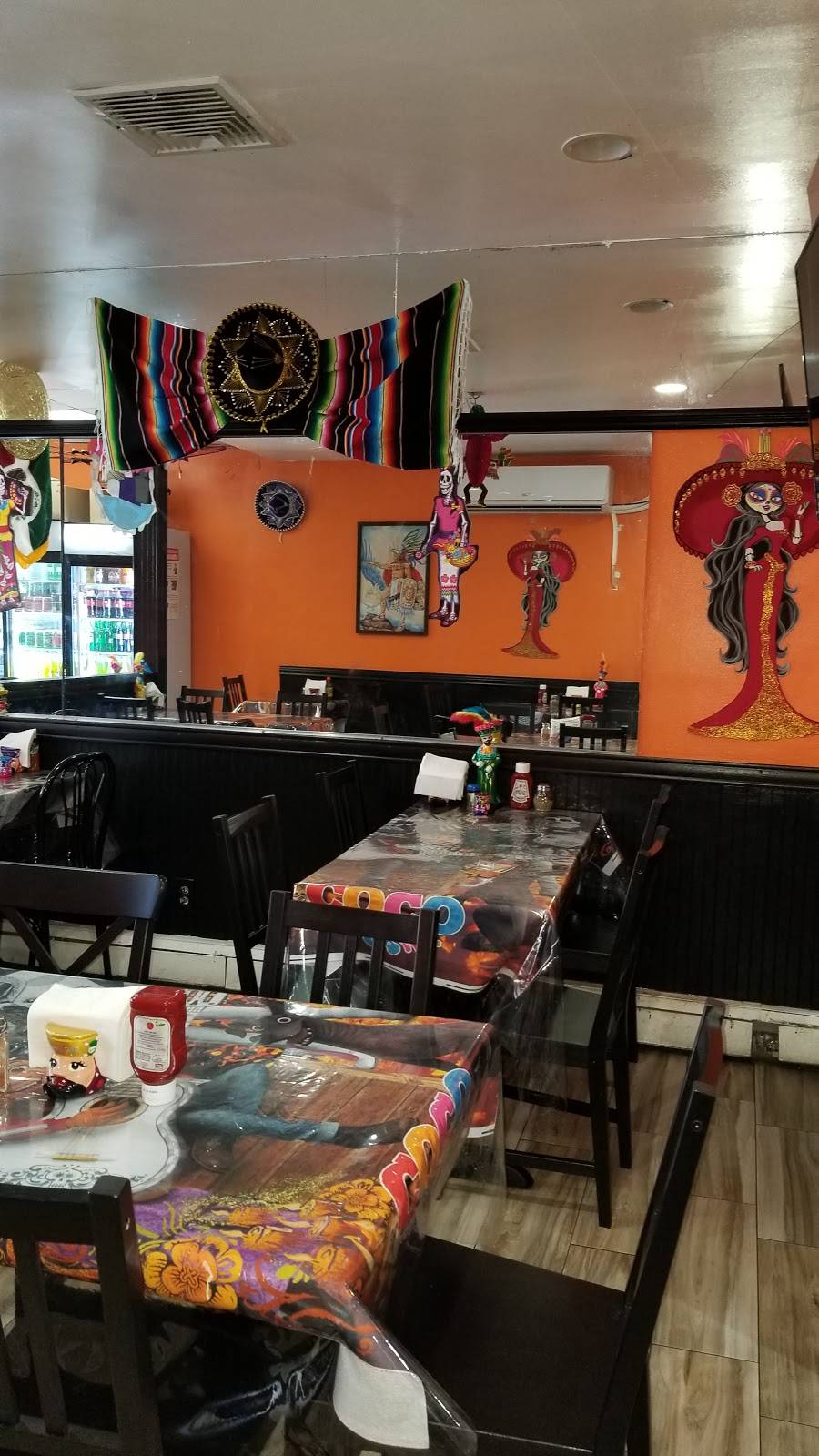 Azteca Deli Grocery | meal delivery | 151 Post Ave, Westbury, NY 11590, USA | 5168760458 OR +1 516-876-0458