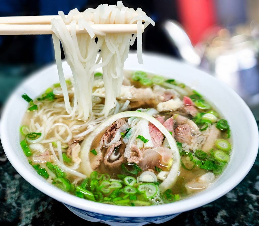Pho Plus Restaurant | restaurant | 1550 Austin Hwy #103, San Antonio, TX 78218, USA | 2108220173 OR +1 210-822-0173