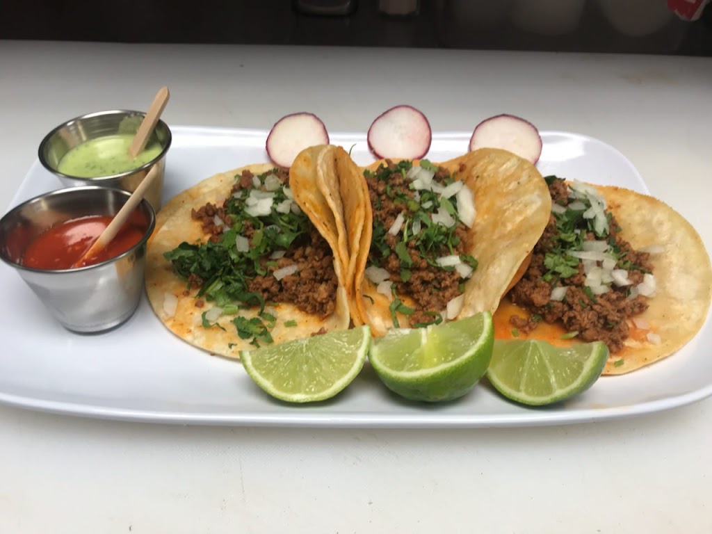 Asadero Los Tios | restaurant | 3087 Holme Ave, Philadelphia, PA 19136, USA | 2155952550 OR +1 215-595-2550