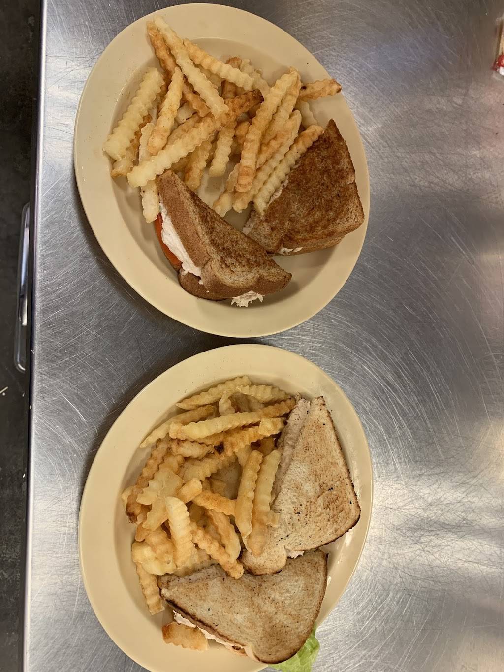 Angie’s Cafe | restaurant | suite 10, 2781 Jefferson Centre Way #10, Jeffersonville, IN 47130, USA | 8129200831 OR +1 812-920-0831