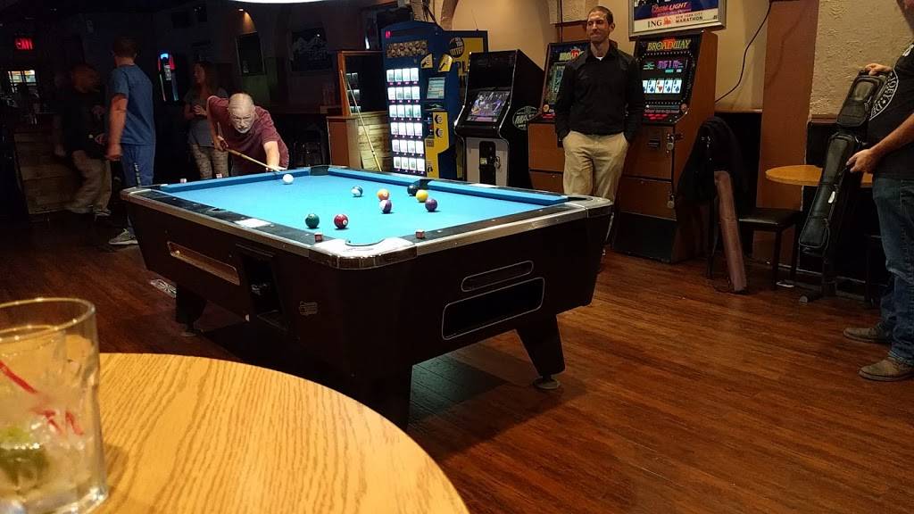 Johnny Pumps Cafe | restaurant | 7518 5th Ave, Brooklyn, NY 11209, USA | 7182384005 OR +1 718-238-4005