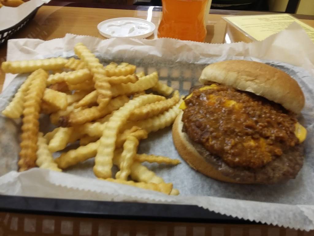 Famous Uncle Als Hot Dogs | restaurant | 151 Granby St, Norfolk, VA 23510, USA | 7576258319 OR +1 757-625-8319