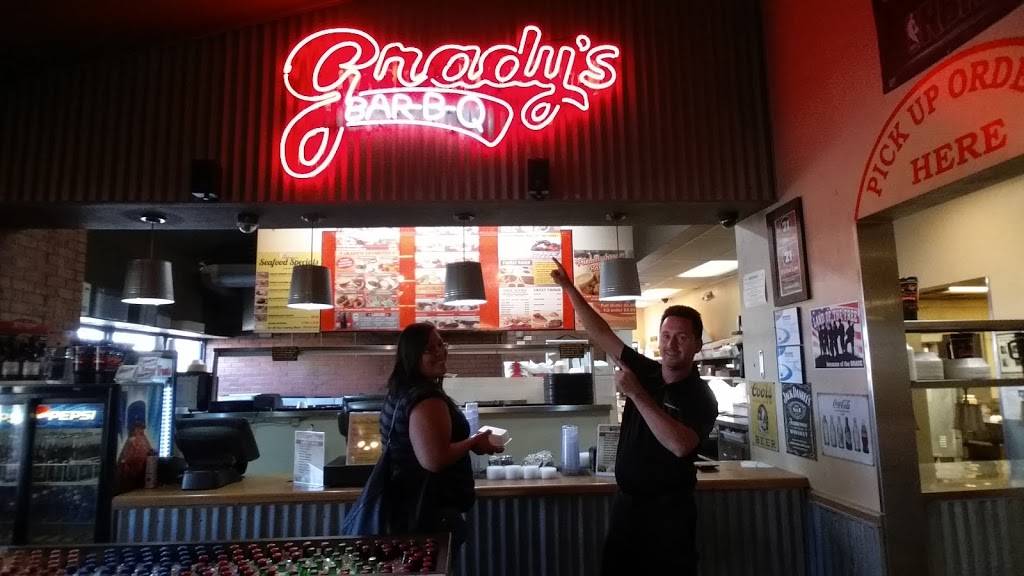 Gradys BBQ | restaurant | 3619 N PanAm Expy, San Antonio, TX 78219, USA | 2103438050 OR +1 210-343-8050