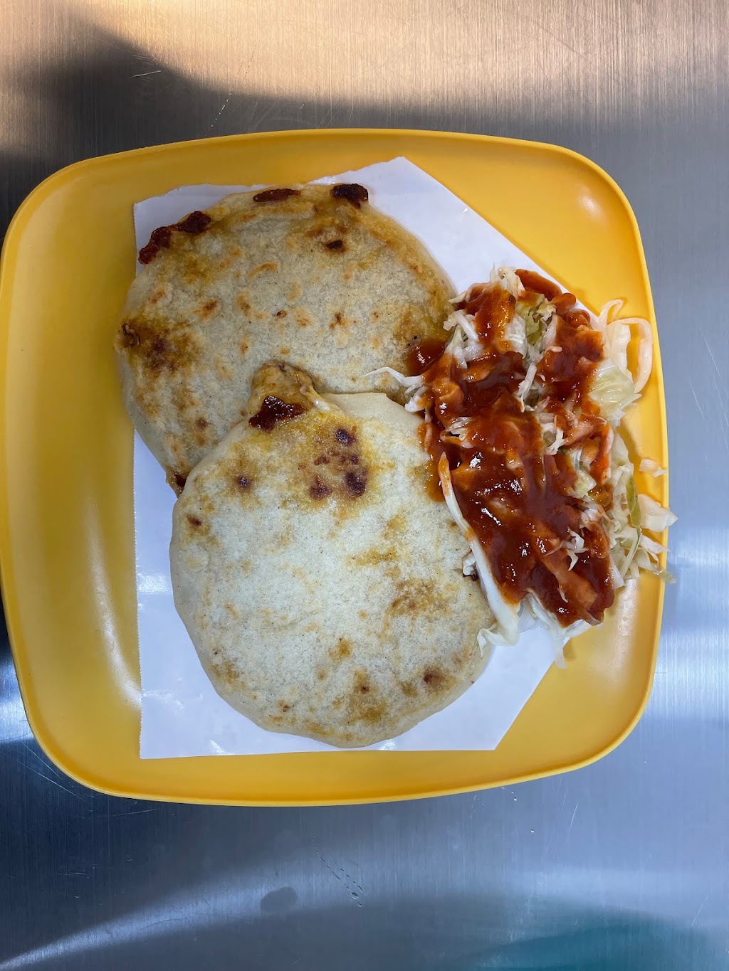 Pupuseria Juanita | restaurant | 27 McWhirt Loop STE 110, Fredericksburg, VA 22406, USA | 5404466856 OR +1 540-446-6856