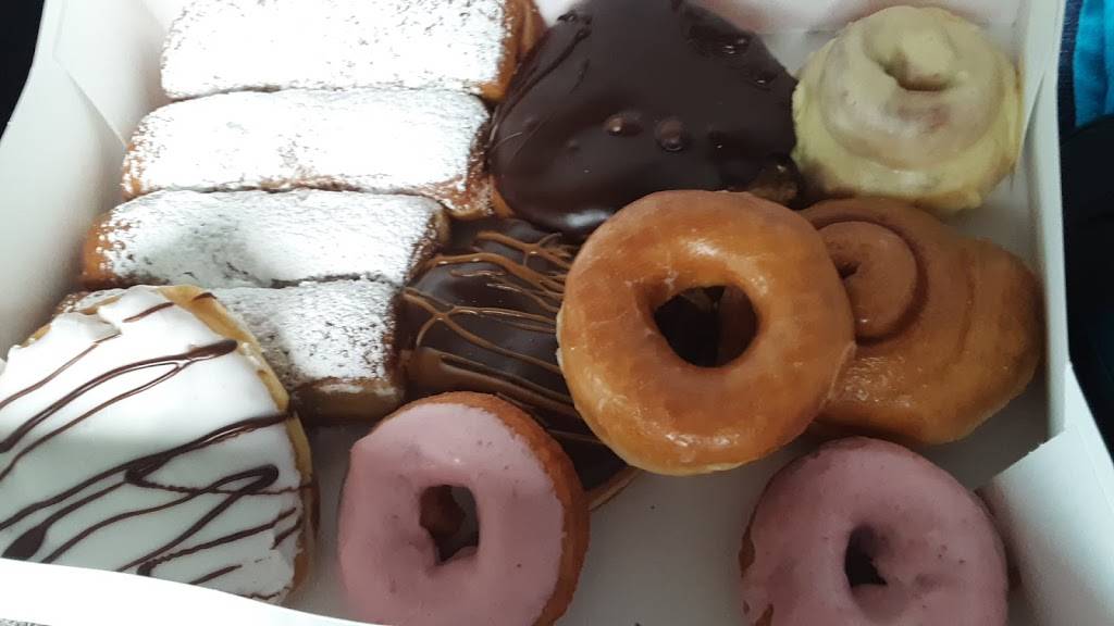 Bohemian donuts | restaurant | 216 E Walnut St, North Vernon, IN 47265, USA | 8126144788 OR +1 812-614-4788