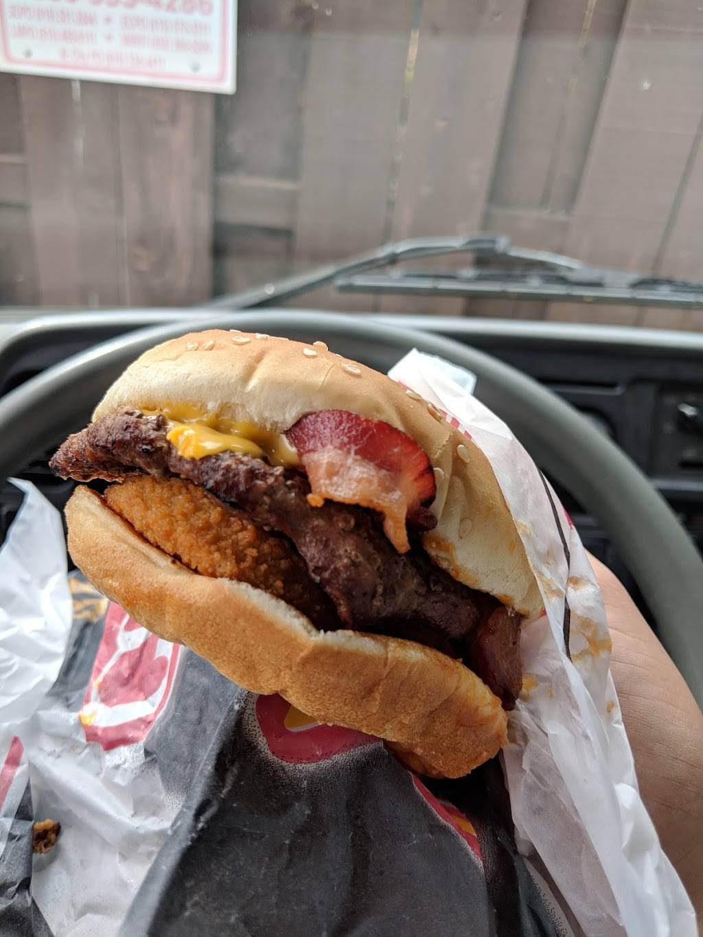 Carls Jr. | restaurant | 4199 Governor Dr, San Diego, CA 92122, USA | 8586238441 OR +1 858-623-8441