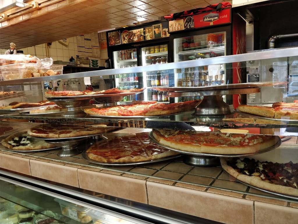 Pinos La Forchetta Pizza | meal delivery | 2660, 181 7th Ave, Brooklyn, NY 11215, USA | 7189654020 OR +1 718-965-4020