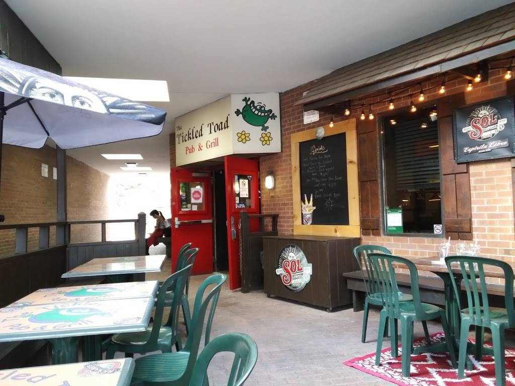 Tickled Toad Pub & Grill | restaurant | 330 Steeles Ave W, Thornhill, ON L4J 6W9, Canada | 9057711766 OR +1 905-771-1766