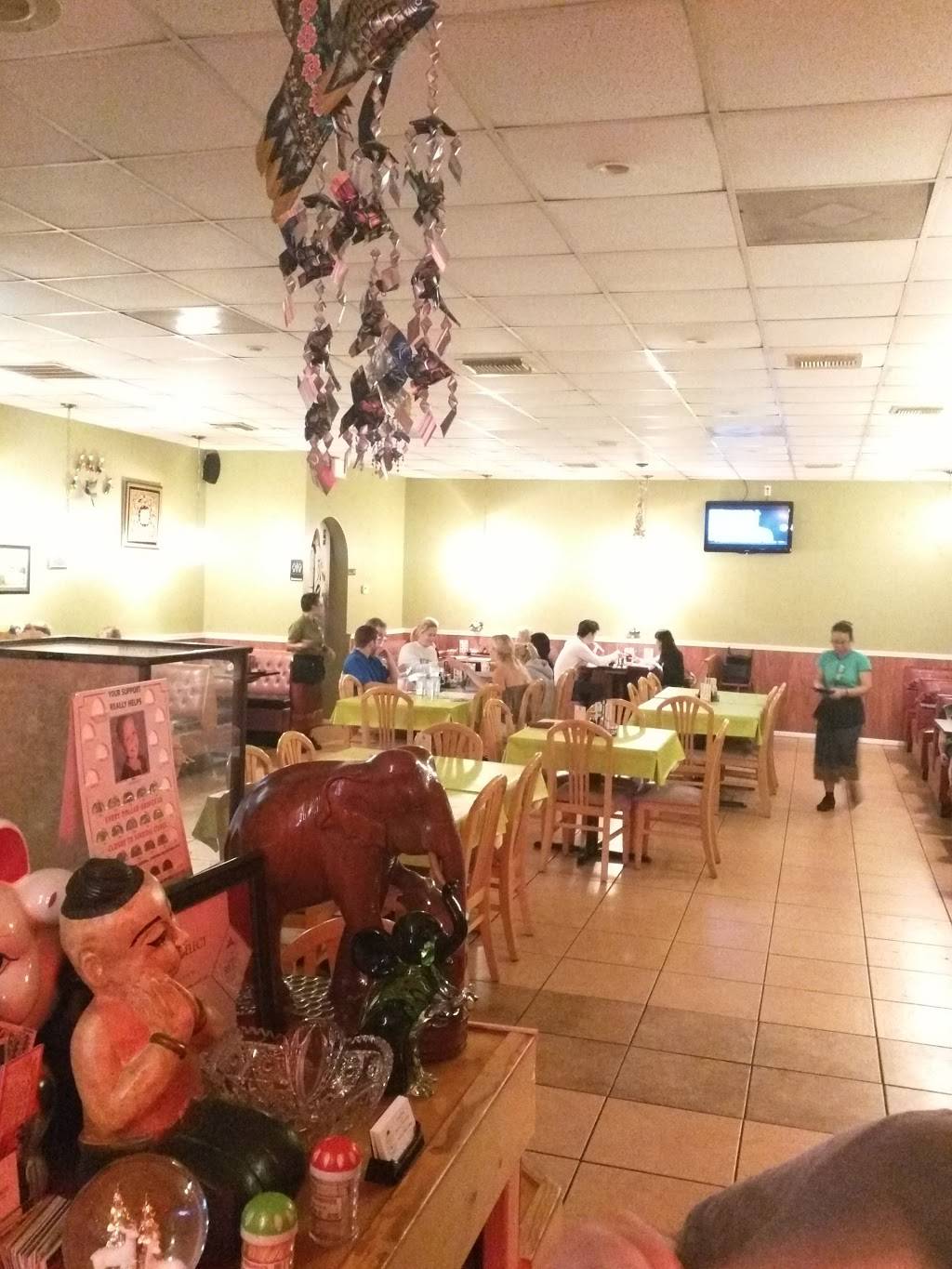 Bangkok Bay Thai and Sushi Restaurant | restaurant | 1833 SE Federal Hwy, Stuart, FL 34994, USA | 7728883514 OR +1 772-888-3514