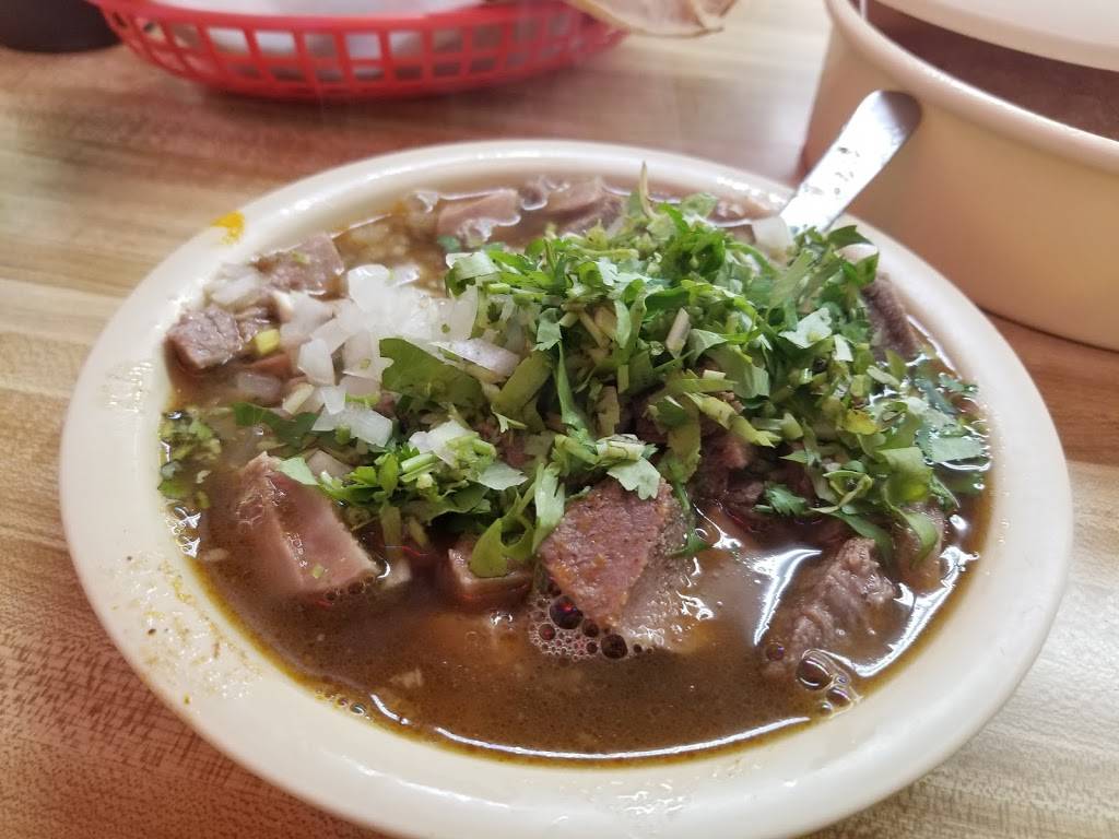 Birrieria Ocotlan | restaurant | 6340, 4007 E 106th St, Chicago, IL 60617, USA | 7733740384 OR +1 773-374-0384