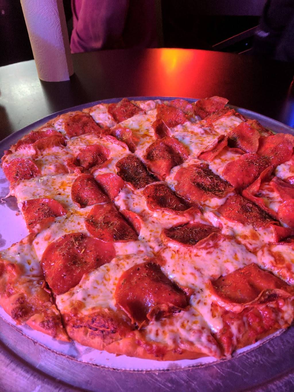 Station1 | restaurant | 325 N Fountain Ave, Springfield, OH 45504, USA | 9373243354 OR +1 937-324-3354