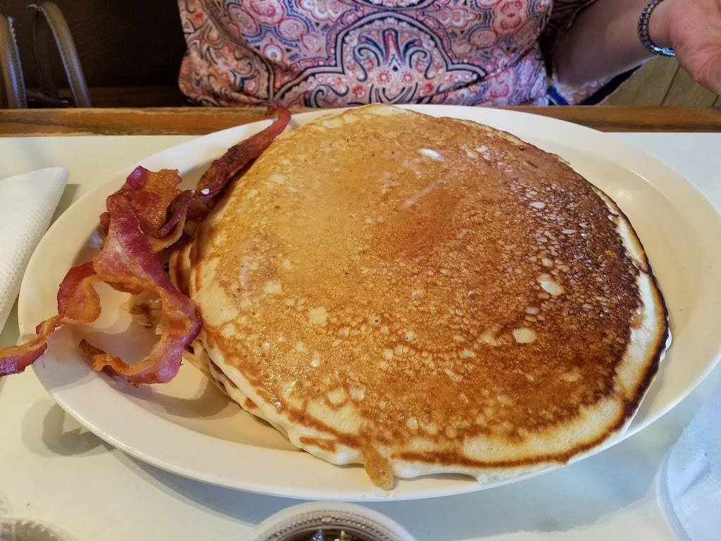 Wimpies Country Restaurant | restaurant | 9826 Dayton Pike, Soddy-Daisy, TN 37379, USA | 4233326201 OR +1 423-332-6201