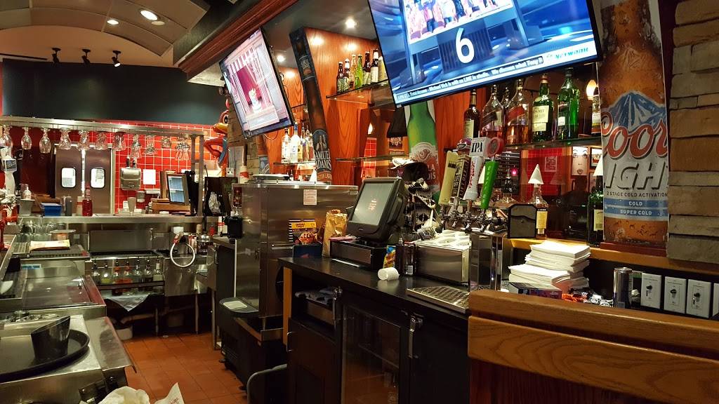 Red Robin Gourmet Burgers and Brews | restaurant | 13215 Harrell Pkwy, Noblesville, IN 46060, USA | 3177738150 OR +1 317-773-8150