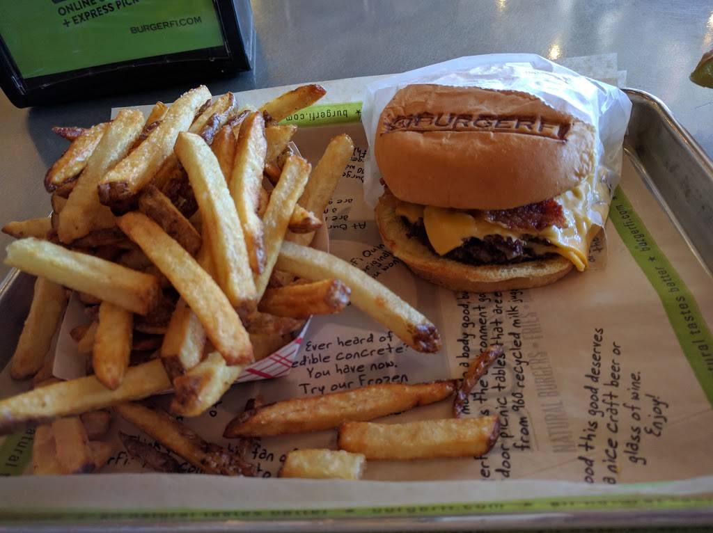 BurgerFi | restaurant | 1939 S Val Vista Dr #105, Mesa, AZ 85204, USA | 4805459720 OR +1 480-545-9720
