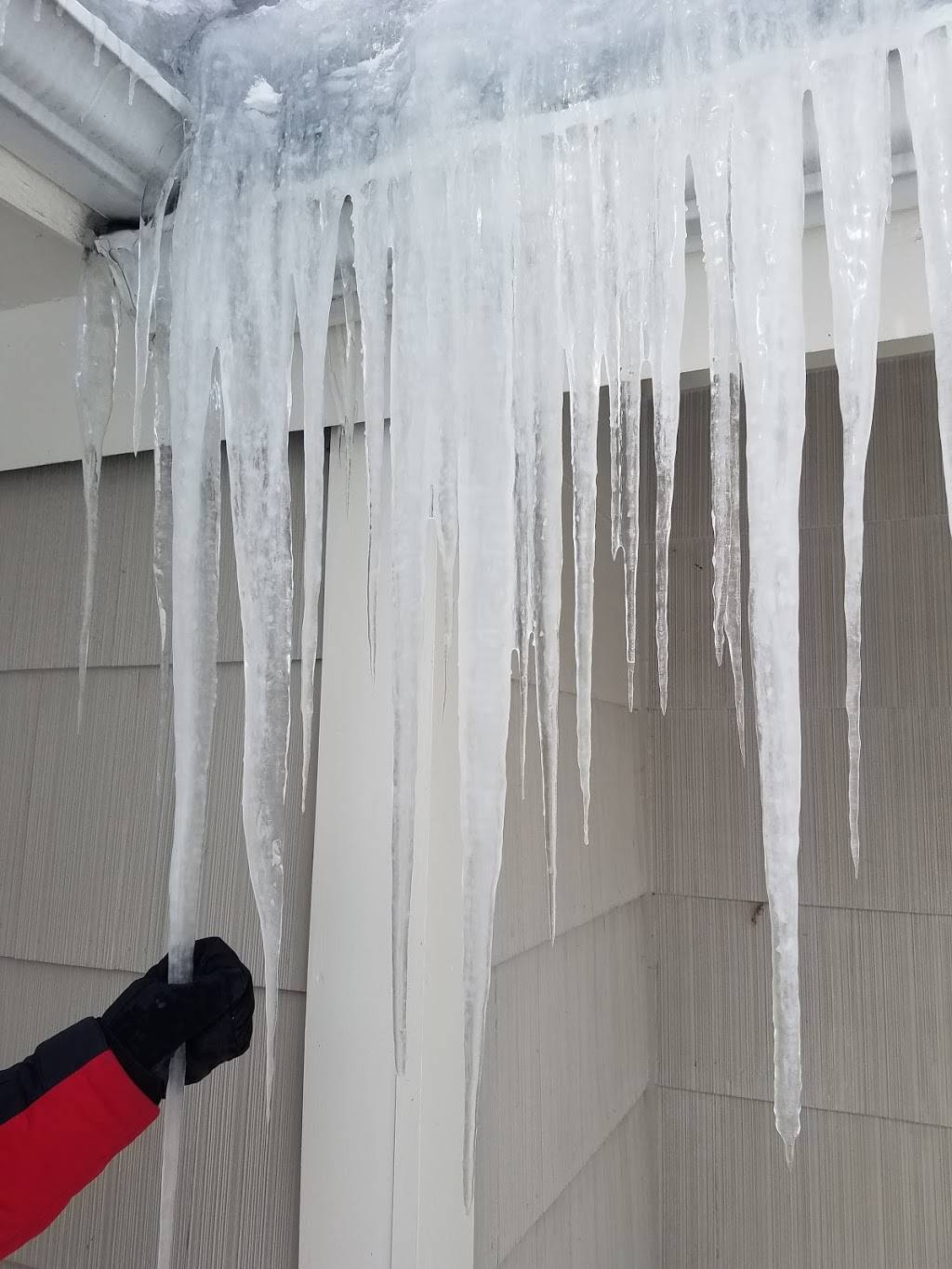 Colonial Cafe | cafe | 511 Mountain Rd, Stowe, VT 05672, USA | 8022534811 OR +1 802-253-4811