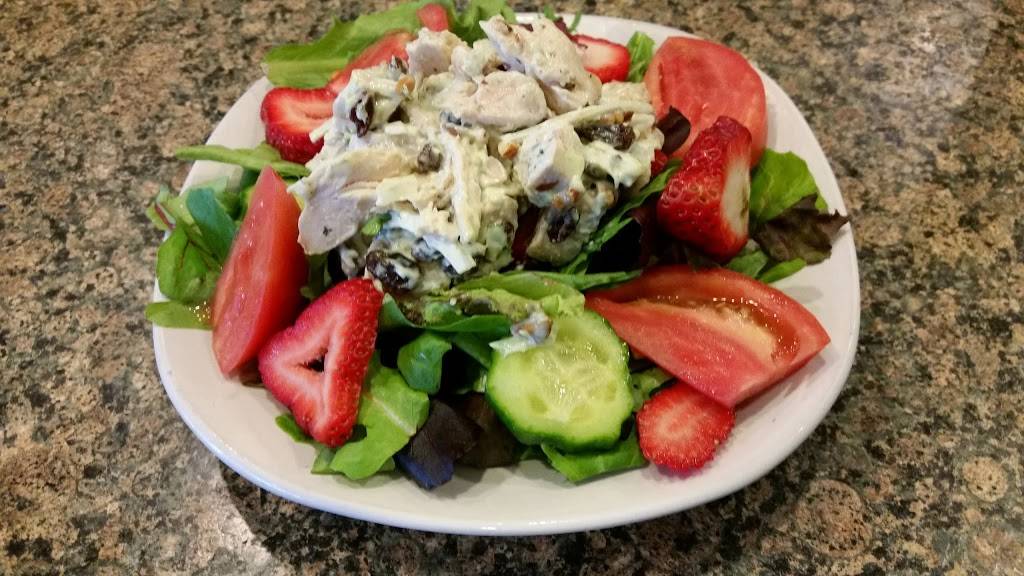 Biscottis Cafe | restaurant | 15751 San Carlos Blvd, Fort Myers, FL 33908, USA | 2392672691 OR +1 239-267-2691