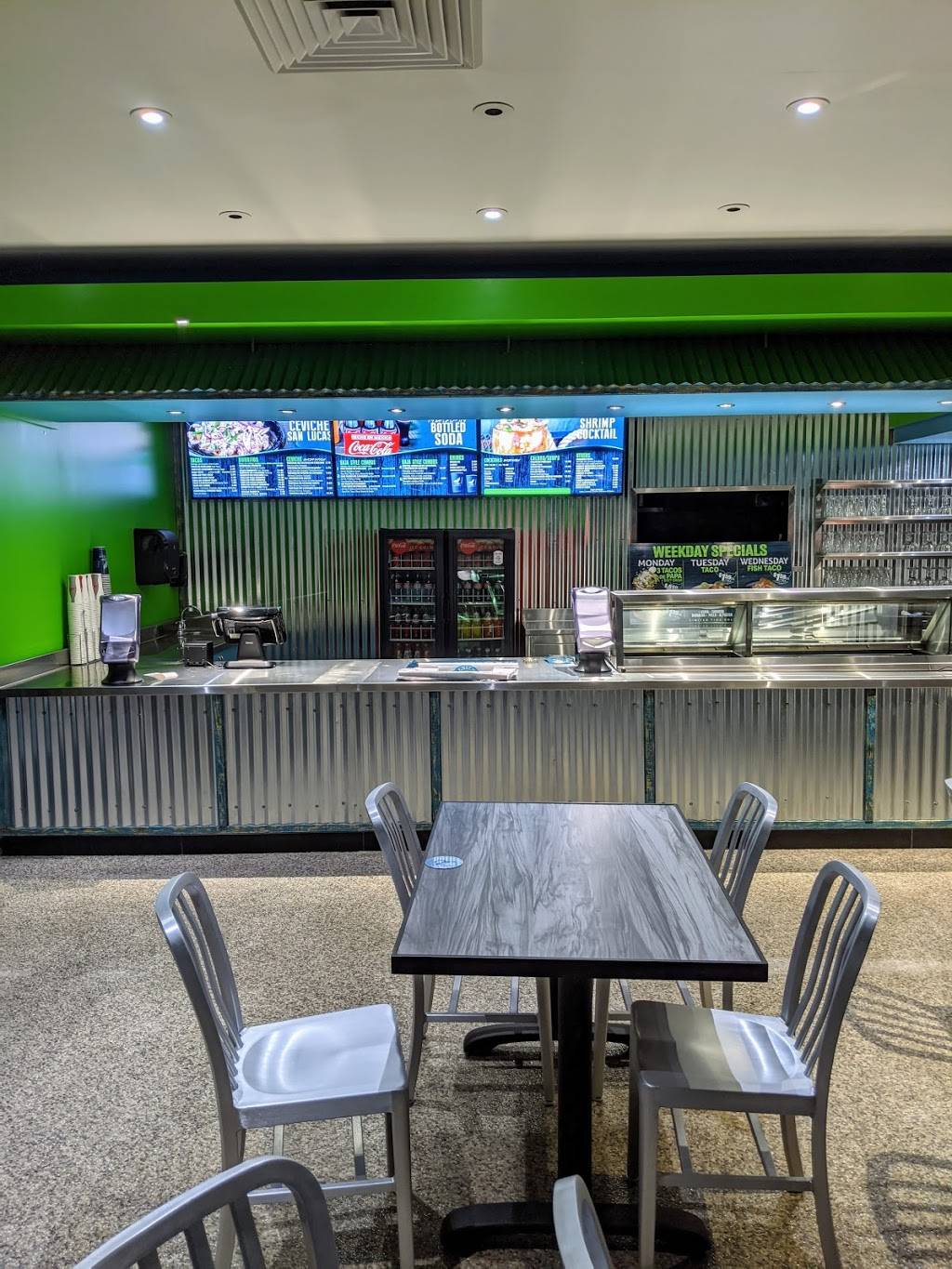 Ensenadas Surf N Turf Grill | restaurant | 900 Pacific Coast Hwy, Hermosa Beach, CA 90254, USA | 3103726088 OR +1 310-372-6088