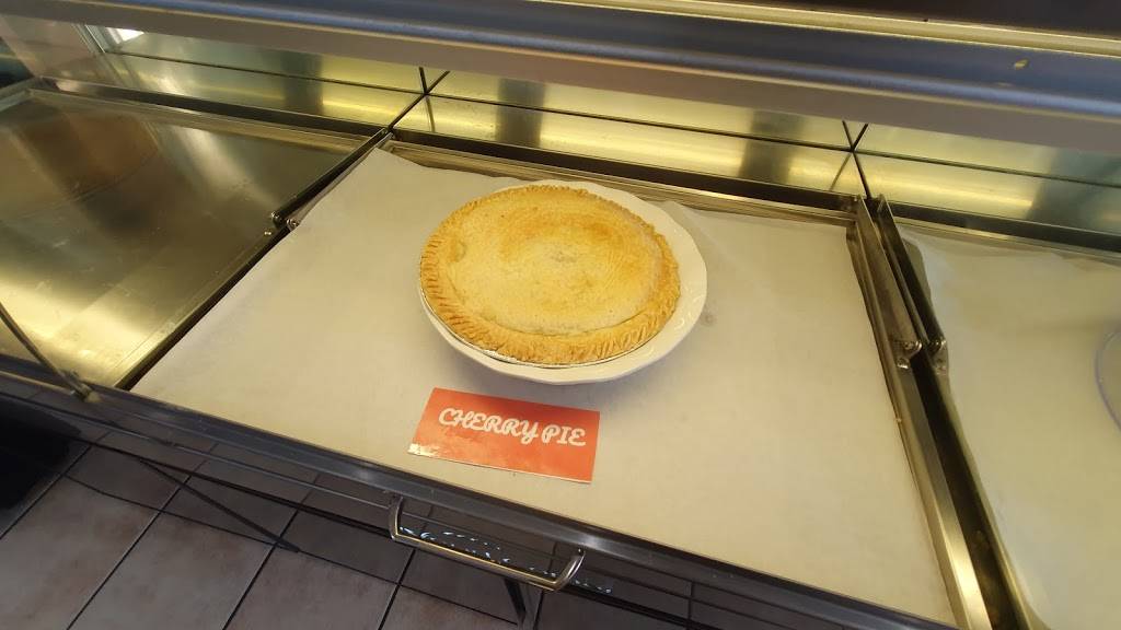 A la mode Pies and Ice Cream | restaurant | 14698 Lee Hwy, Gainesville, VA 20155, USA | 7037431389 OR +1 703-743-1389