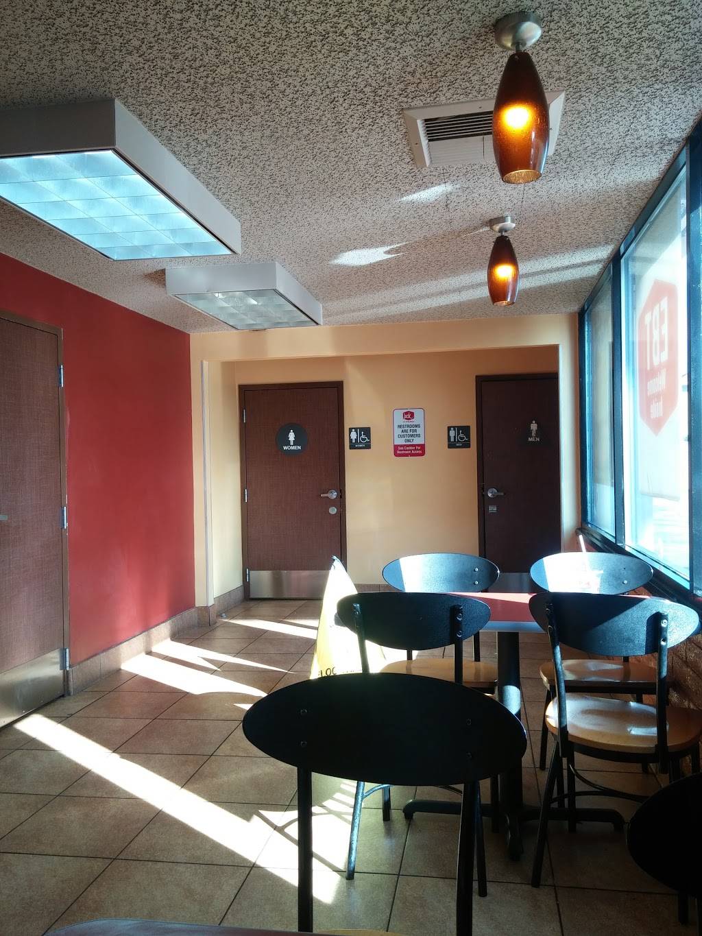 Jack in the Box | restaurant | 1441 W Martin Luther King Jr Blvd, Los Angeles, CA 90062, USA | 3232902520 OR +1 323-290-2520