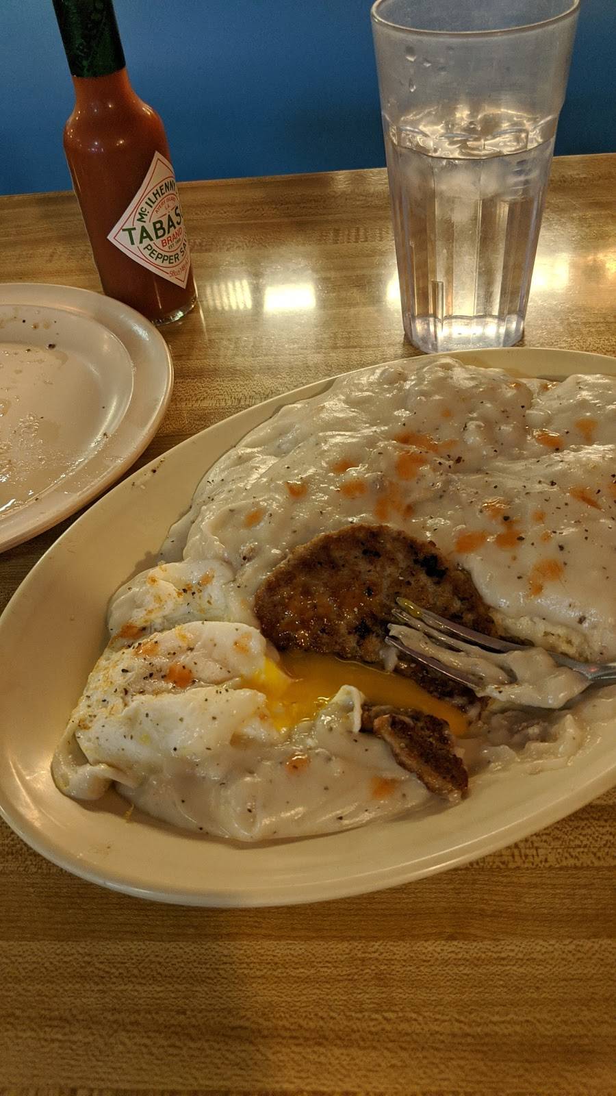 Chic-A-Dee Cafe | restaurant | 3036 SE 6th Ave, Topeka, KS 66607, USA | 7852330216 OR +1 785-233-0216