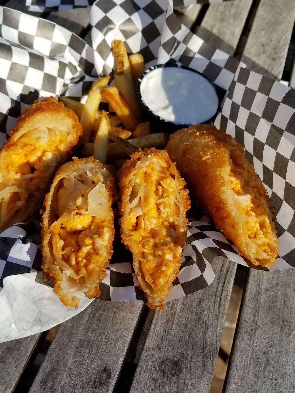 Get Fried Fry Cafe of Dunedin Florida | restaurant | 325 Main St, Dunedin, FL 34698, USA | 7168685050 OR +1 716-868-5050