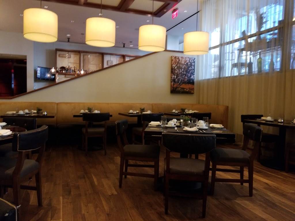 BLT Steak | restaurant | 110 N College St, Charlotte, NC 28202, USA | 7049724380 OR +1 704-972-4380