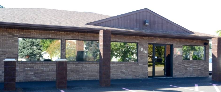 Sal Vitales Italian Restaurant and Pizzeria | meal takeaway | 1010 Park Ave, Muscatine, IA 52761, USA | 5632648259 OR +1 563-264-8259