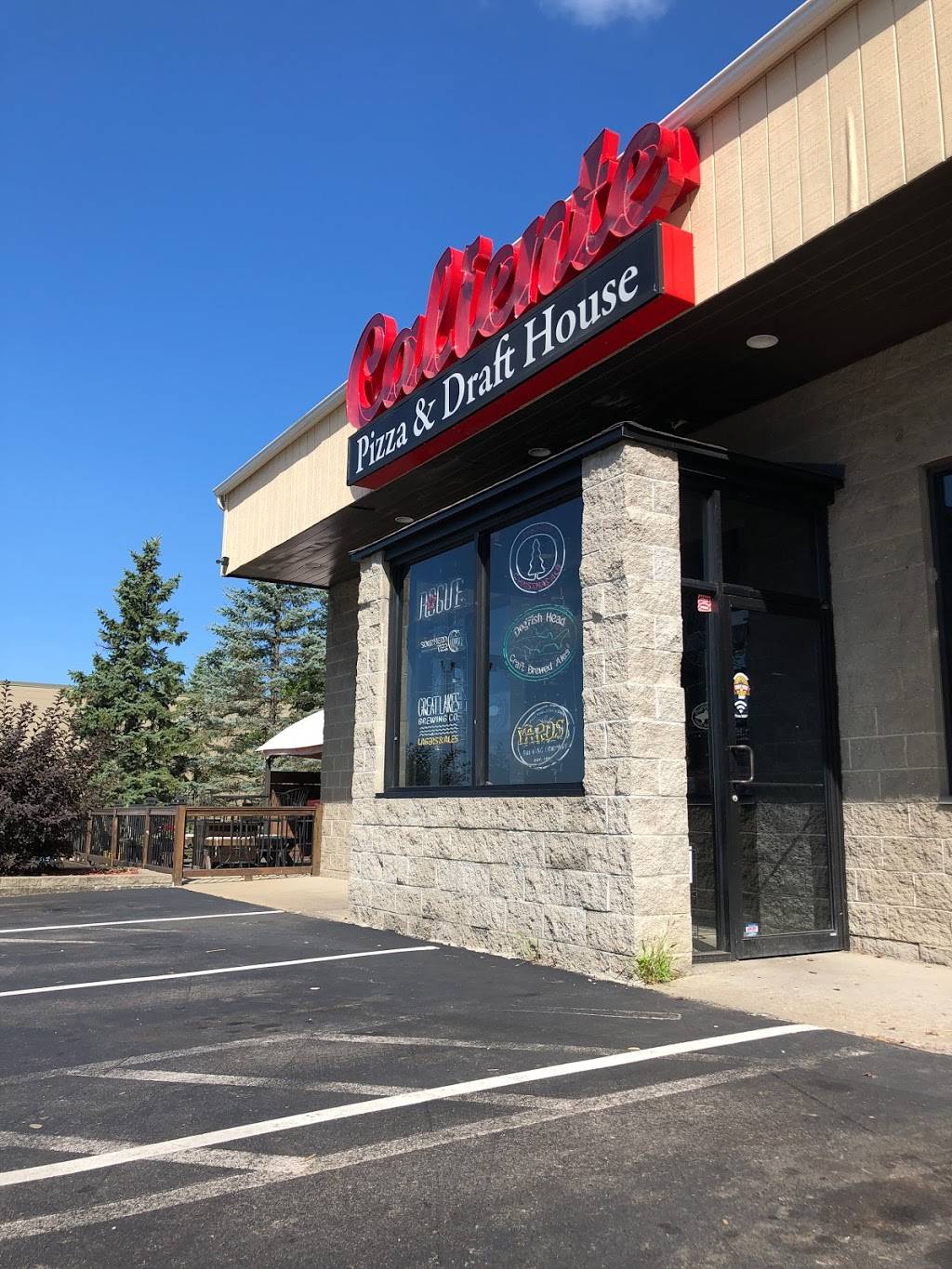 Caliente Pizza & Draft House | restaurant | 4706 William Flinn Hwy, Allison Park, PA 15101, USA | 4124861010 OR +1 412-486-1010